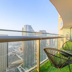 First Class 2br With Full Skyline & Sea View شقة